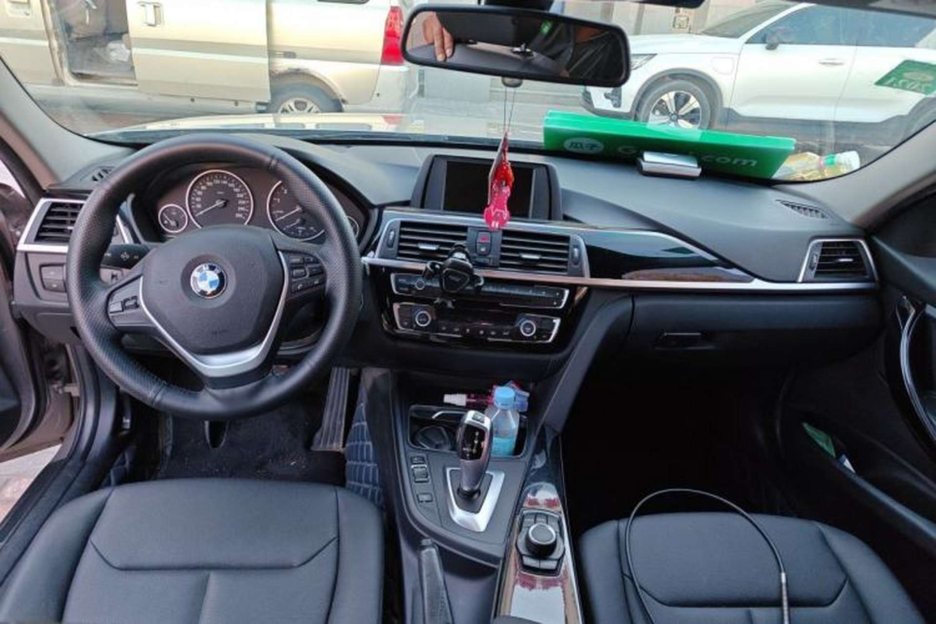 Used BMW 3 Series 2017 320Li Fashion Model Center Console