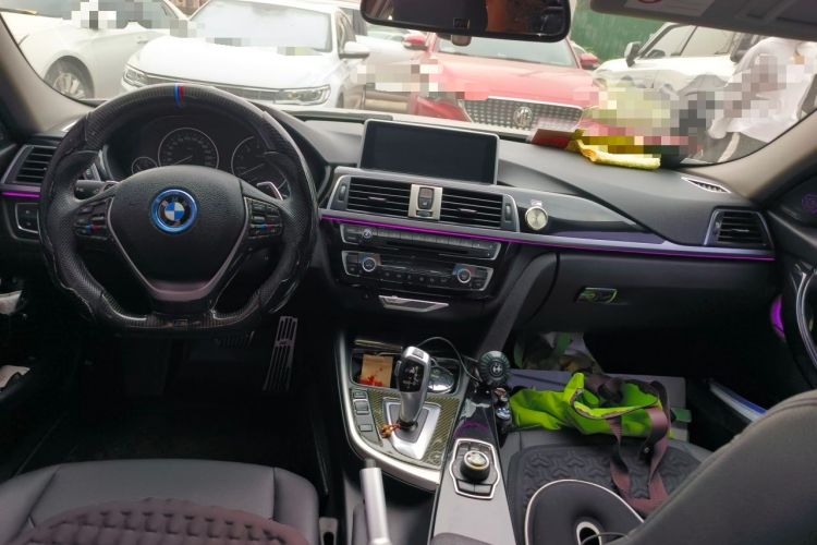 Used BMW 3 Series 2017 320Li Fashion Model Center Console