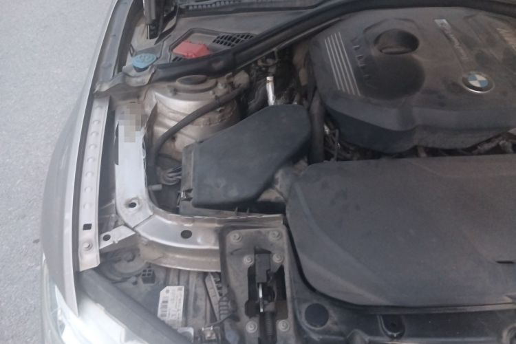 Used BMW 3 Series 2017 320Li Fashion Model Engine Bay Right