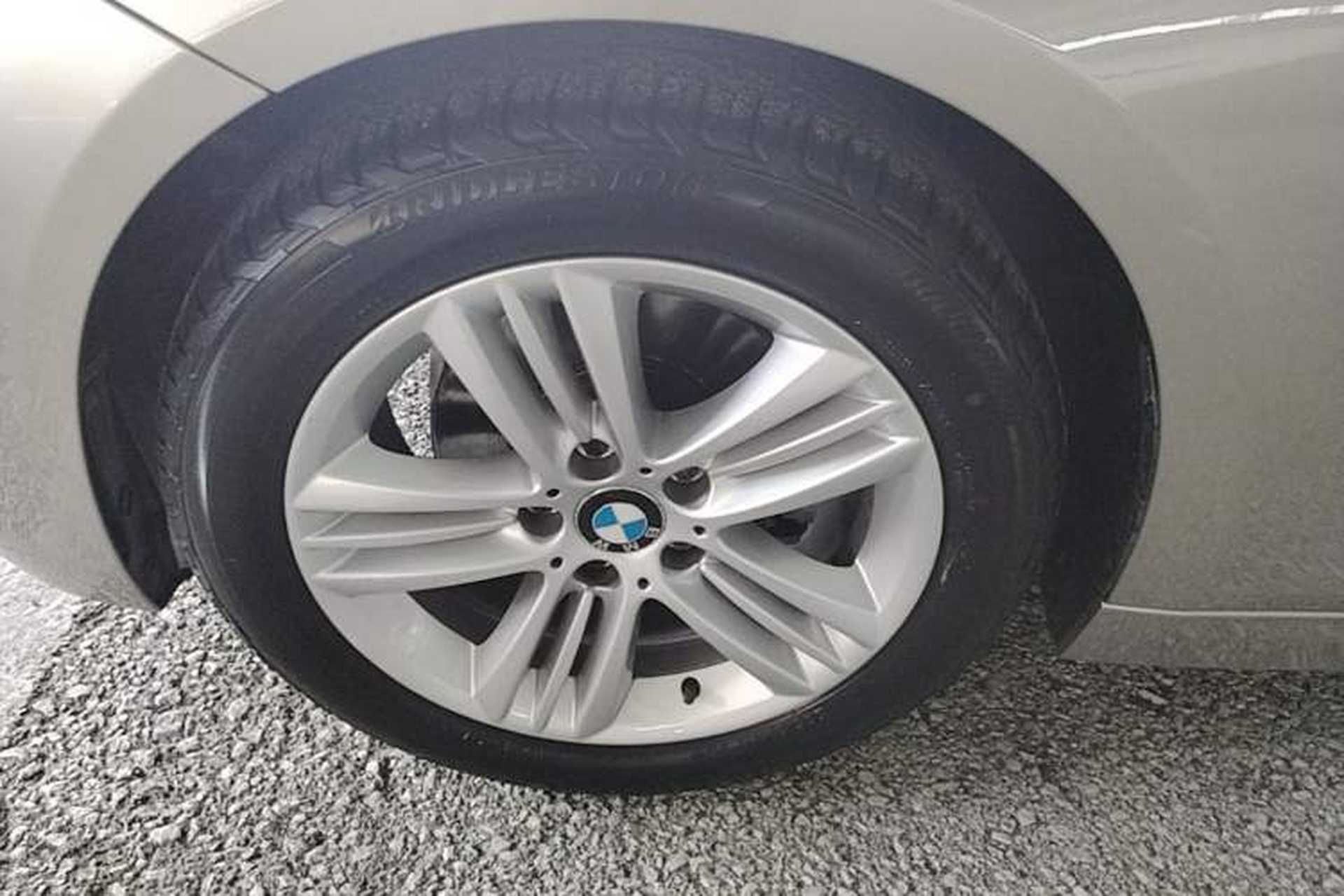 Used BMW 3 Series 2017 320Li Fashion Model Exterior 4