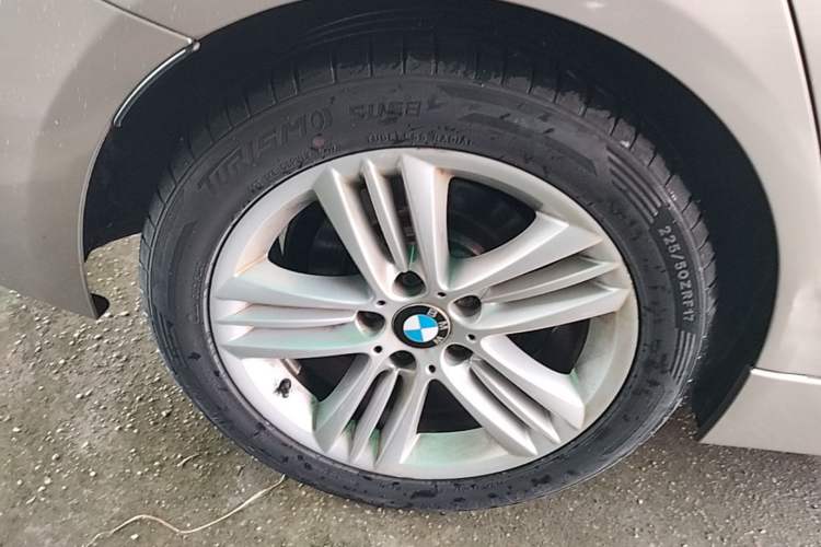 Used BMW 3 Series 2017 320Li Fashion Model Exterior 5