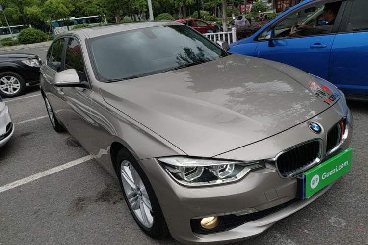 Used BMW 3 Series 2017 320Li Fashion Model Front Right 45 Deg