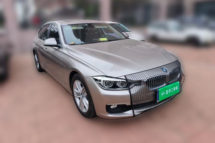 Used BMW 3 Series 2017 320Li Fashion Model Front Right 45 Deg