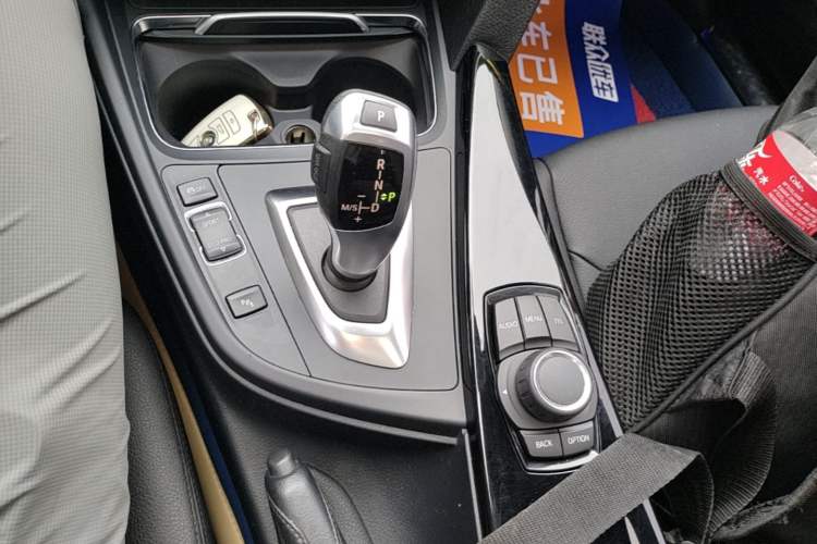 Used BMW 3 Series 2017 320Li Fashion Model Gear Lever