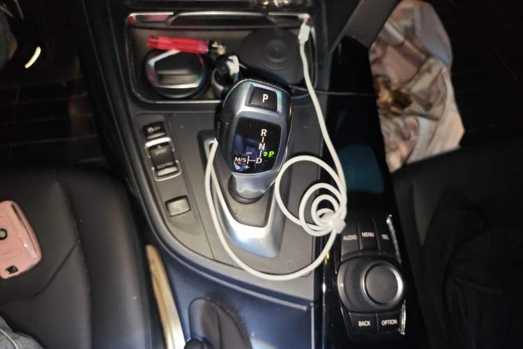 Used BMW 3 Series 2017 320Li Fashion Model Gear Lever