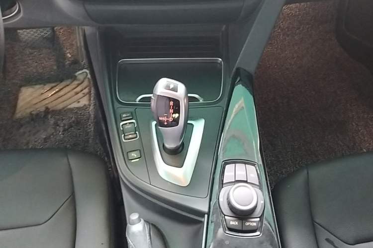 Used BMW 3 Series 2017 320Li Fashion Model Gear Lever