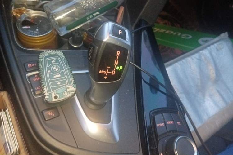 Used BMW 3 Series 2017 320Li Fashion Model Gear Lever