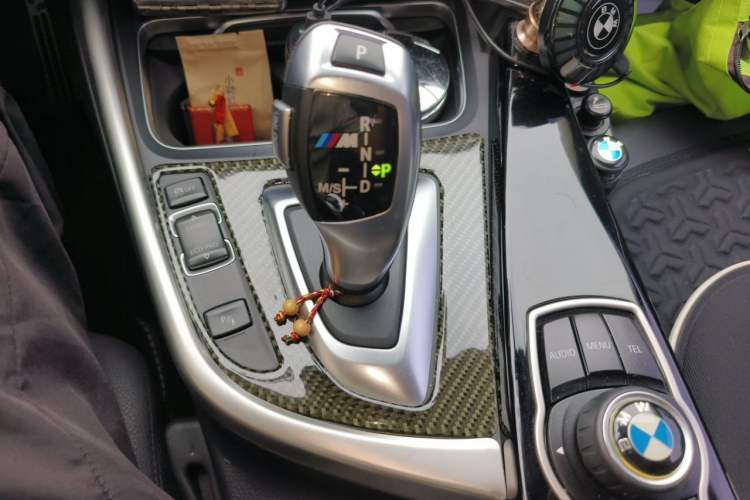 Used BMW 3 Series 2017 320Li Fashion Model Gear Lever