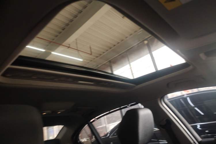 Used BMW 3 Series 2017 320Li Fashion Model Headliner
