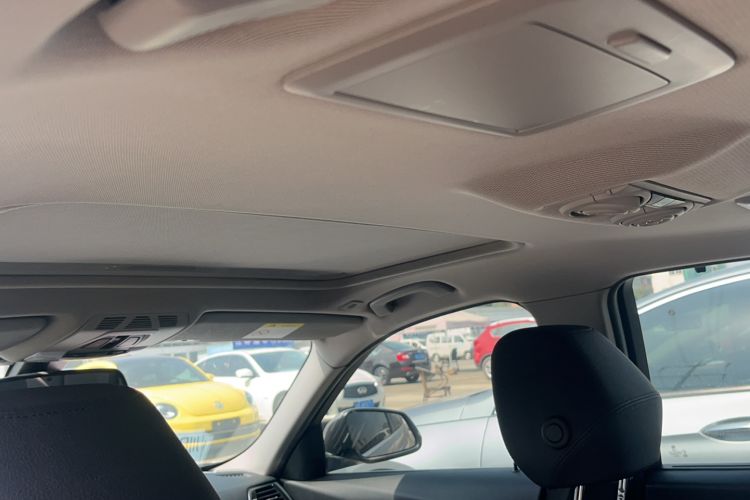 Used BMW 3 Series 2017 320Li Fashion Model Interior 4