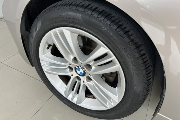 Used BMW 3 Series 2017 320Li Fashion Model Interior 4