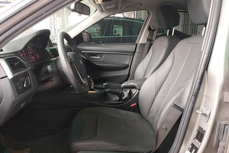 Used BMW 3 Series 2017 320Li Fashion Model Left Front Seat