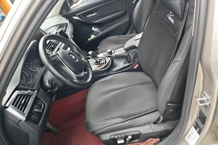 Used BMW 3 Series 2017 320Li Fashion Model Left Front Seat