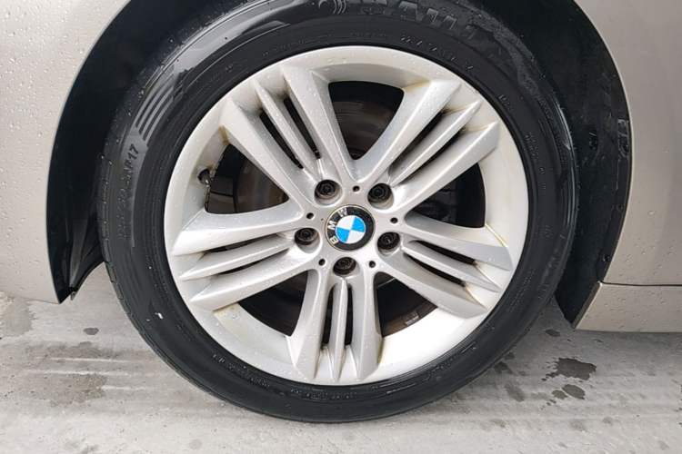 Used BMW 3 Series 2017 320Li Fashion Model Left Front Wheel Hub