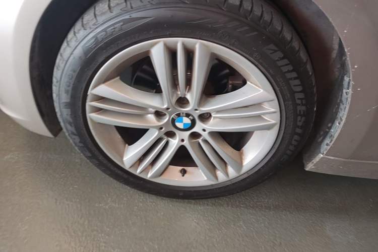 Used BMW 3 Series 2017 320Li Fashion Model Left Front Wheel Hub
