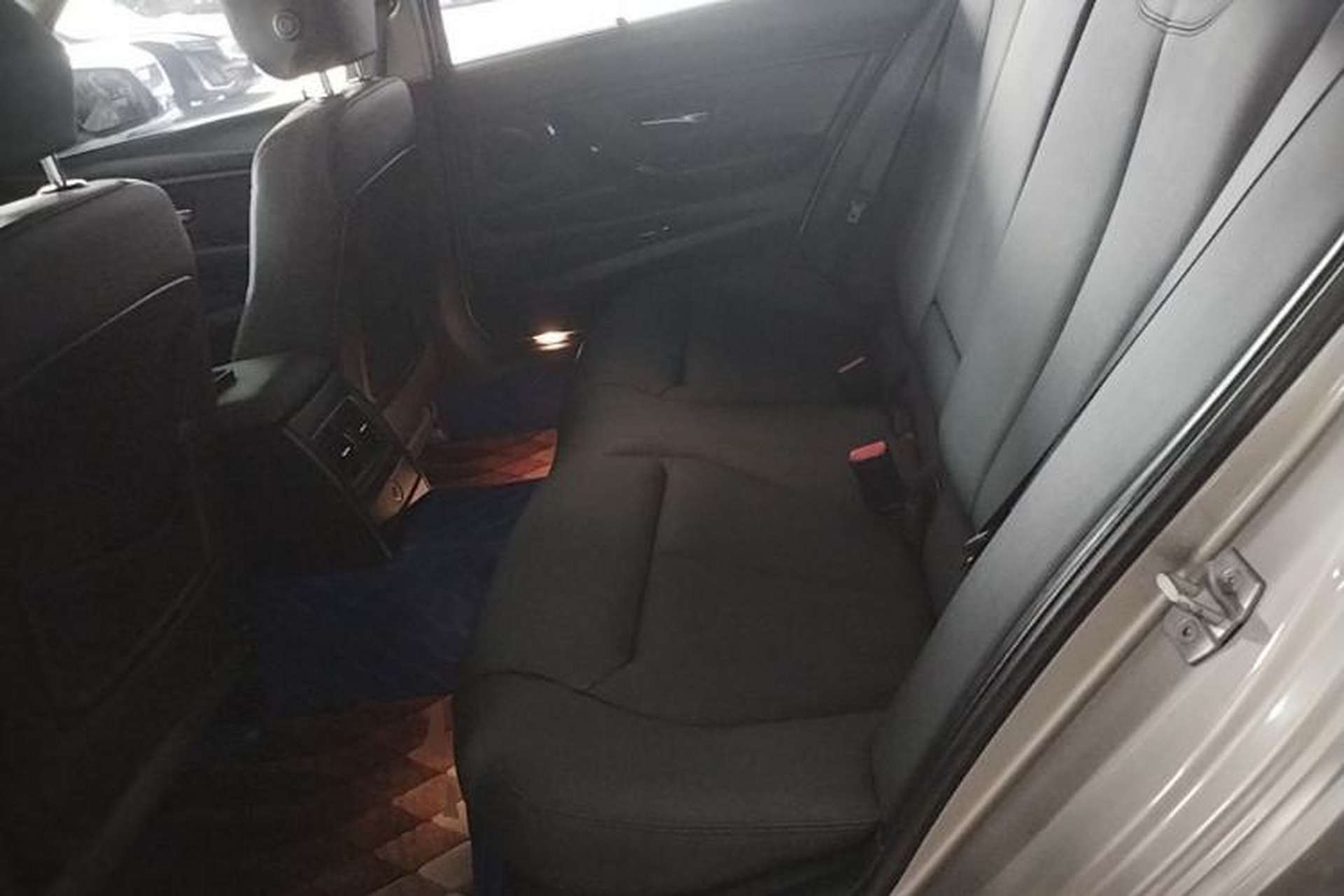 Used BMW 3 Series 2017 320Li Fashion Model Left Rear Seat