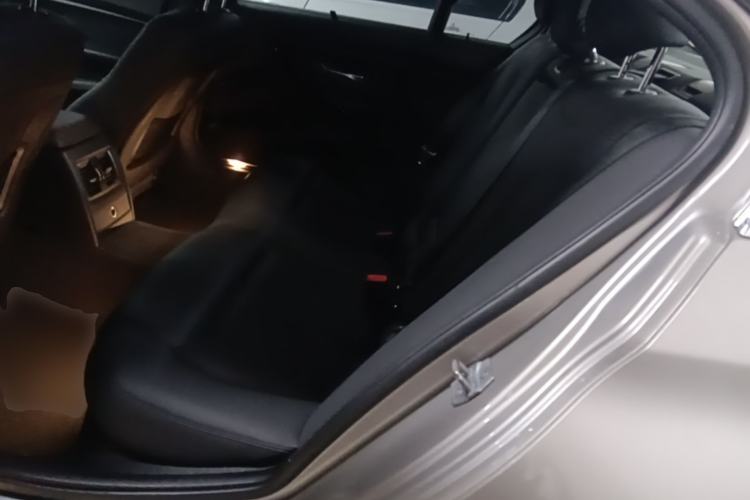 Used BMW 3 Series 2017 320Li Fashion Model Left Rear Seat