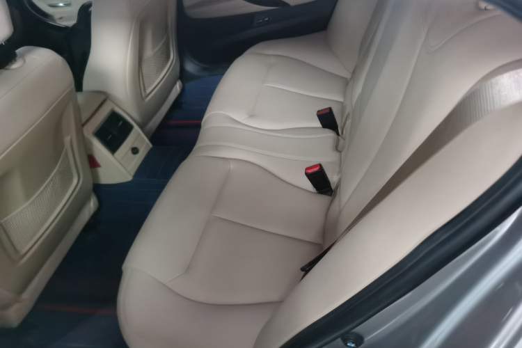 Used BMW 3 Series 2017 320Li xDrive Fashion Model Left Rear Seat