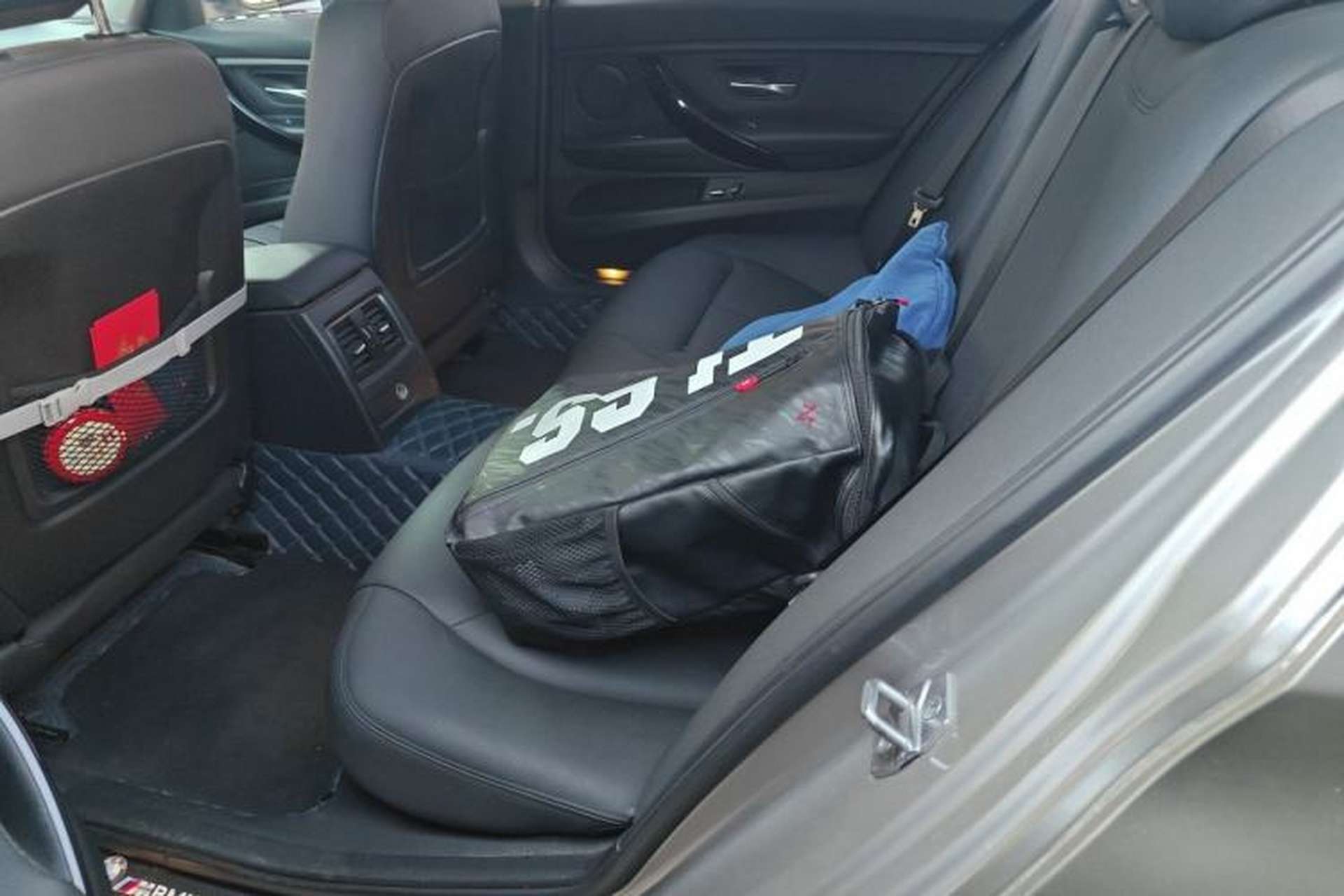 Used BMW 3 Series 2017 320Li Fashion Model Left Rear Seat