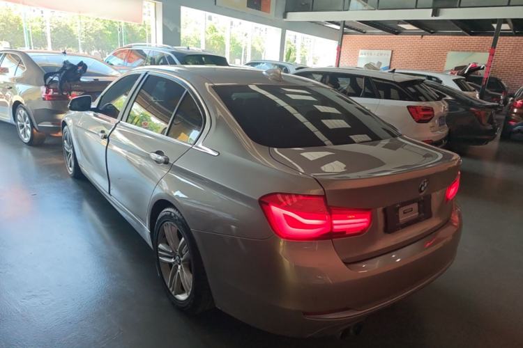 Used BMW 3 Series 2017 320Li Fashion Model Rear Left 45 Deg