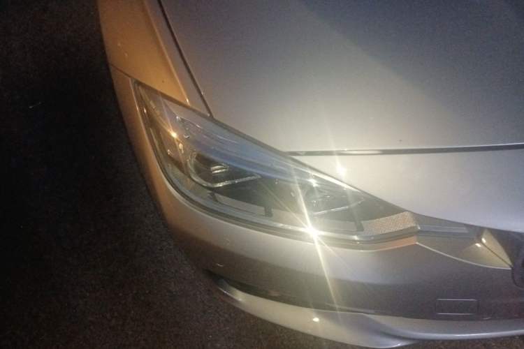 Used BMW 3 Series 2017 320Li Fashion Model Right Front Headlight