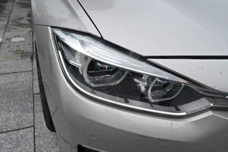 Used BMW 3 Series 2017 320Li Fashion Model Right Front Headlight