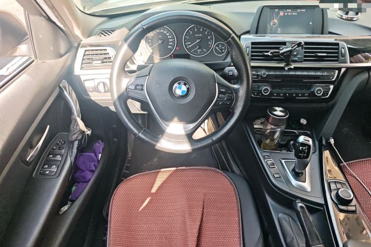 Used BMW 3 Series 2017 320Li Fashion Model Steering Wheel