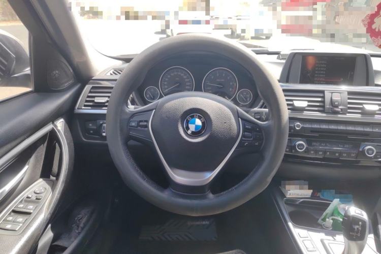 Used BMW 3 Series 2017 320Li Fashion Model Steering Wheel