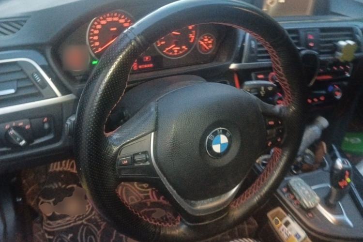Used BMW 3 Series 2017 320Li Fashion Model Steering Wheel