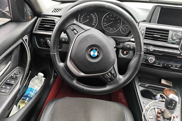 Used BMW 3 Series 2017 320Li Fashion Model Steering Wheel