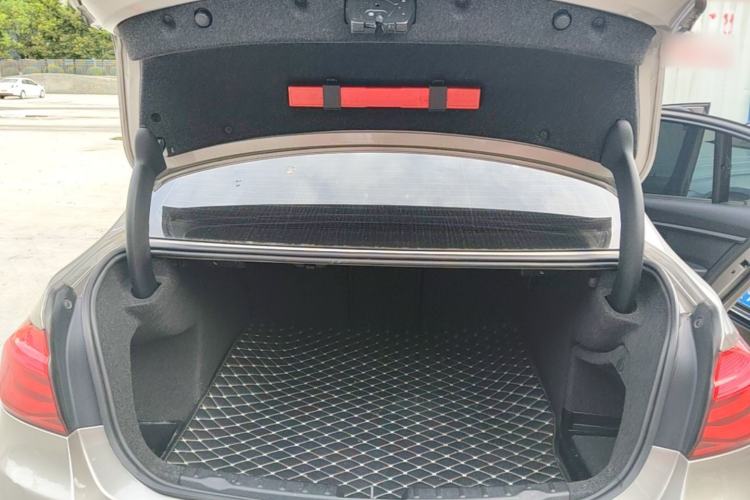 Used BMW 3 Series 2017 320Li Fashion Model Trunk