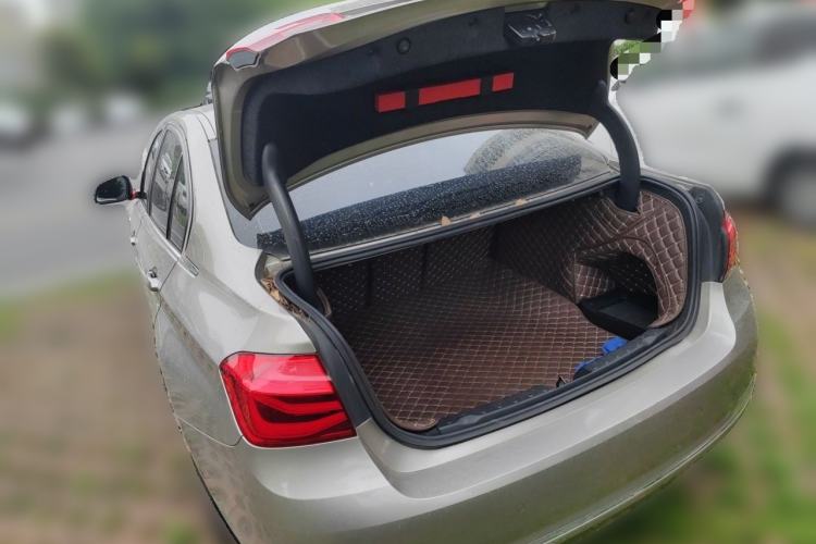Used BMW 3 Series 2017 320Li Fashion Model Trunk