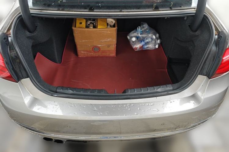 Used BMW 3 Series 2017 320Li Fashion Model Trunk