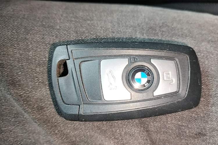 Used BMW 3 Series 2017 320Li Fashion Model Vehicle Key