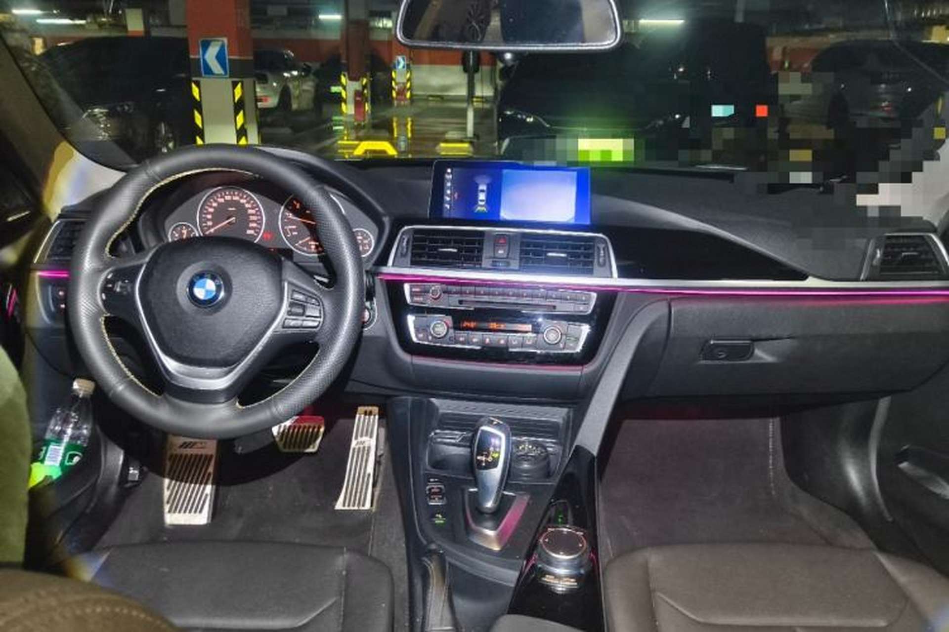 Used BMW 3 Series 2017 320Li Fashion Model Center Console