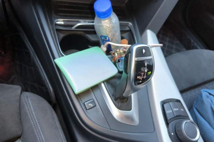 Used BMW 3 Series 2017 320i M Sport Gear Lever