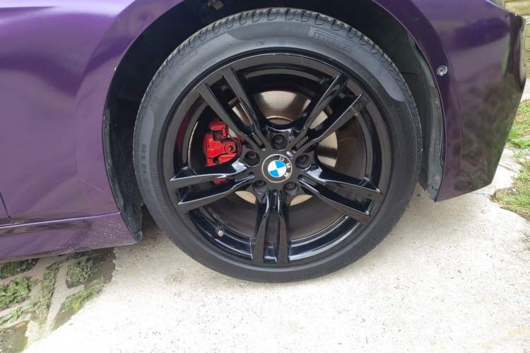 Used BMW 3 Series 2017 320Li M Sport Edition Right Front Wheel Hub