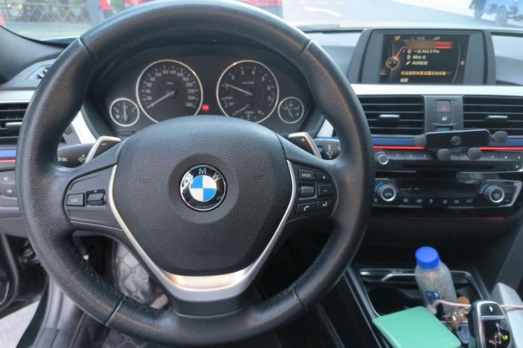 Used BMW 3 Series 2017 320i M Sport Steering Wheel