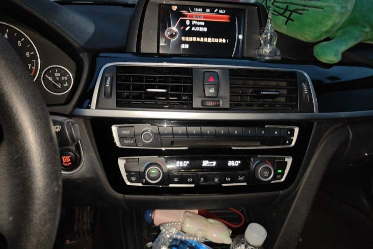 Used BMW 3 Series 2017 320Li Fashion Model Audio And AC Panel