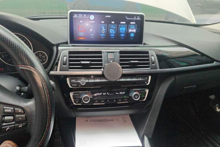 Used BMW 3 Series 2017 320Li Fashion Model Audio And AC Panel