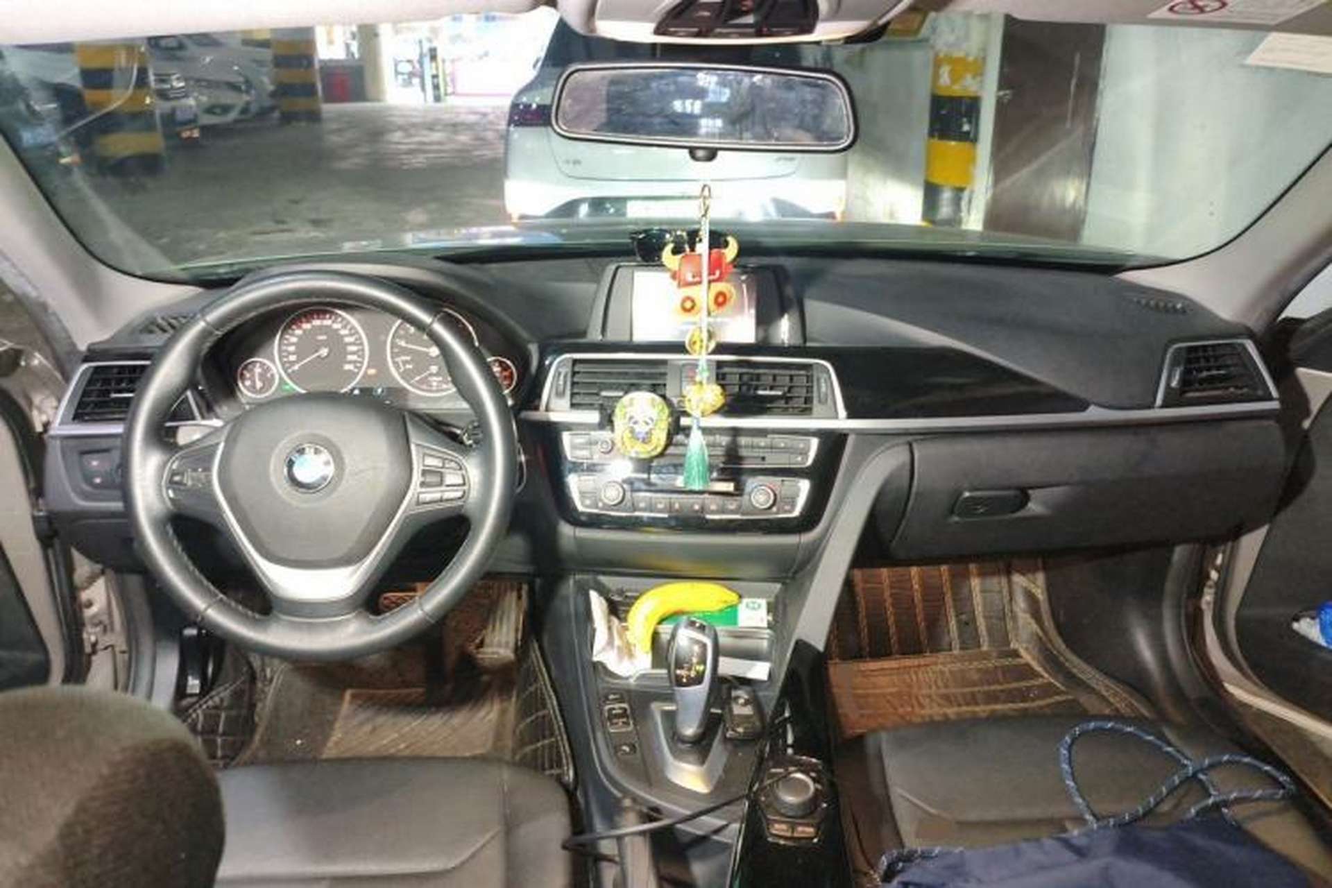 Used BMW 3 Series 2017 320Li Fashion Model Center Console