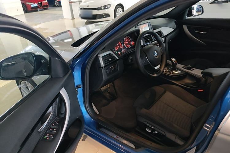 Used BMW 3 Series 2017 320i M Sport Driver Seat