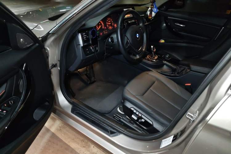 Used BMW 3 Series 2017 320Li Fashion Model Driver Seat
