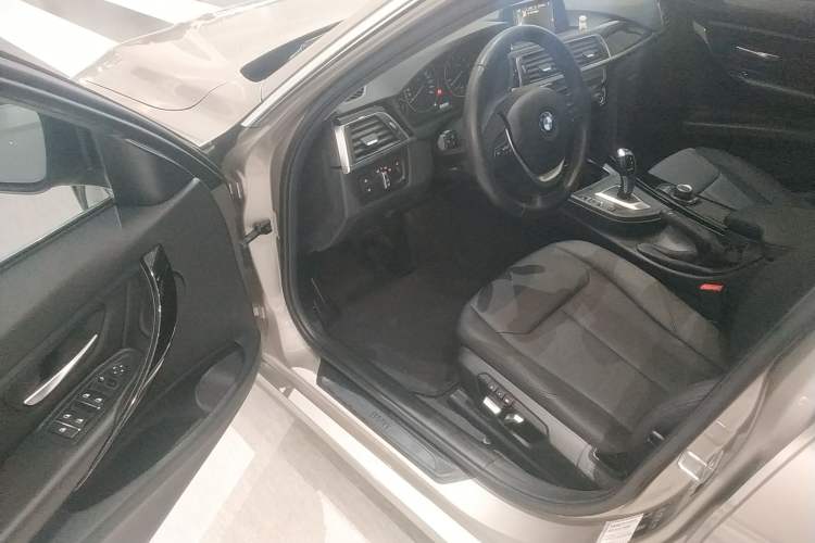 Used BMW 3 Series 2017 320Li Fashion Model Driver Seat