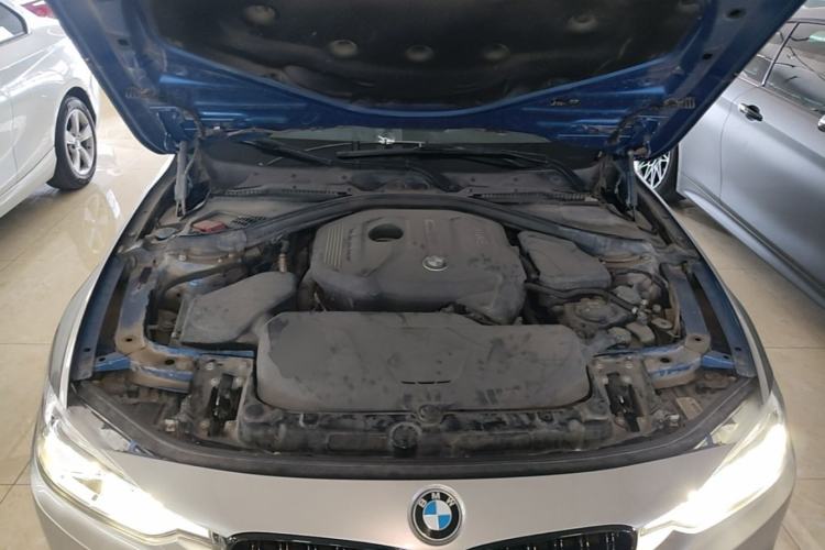 Used BMW 3 Series 2017 320i M Sport Engine Bay