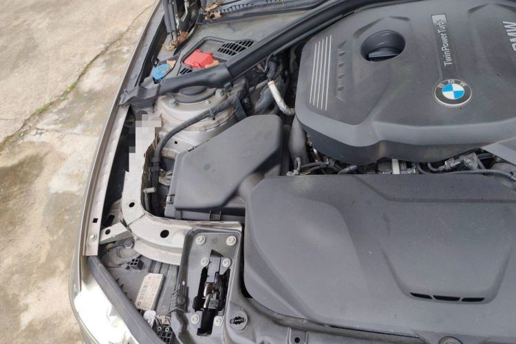 Used BMW 3 Series 2017 320Li Fashion Model Engine Bay Right