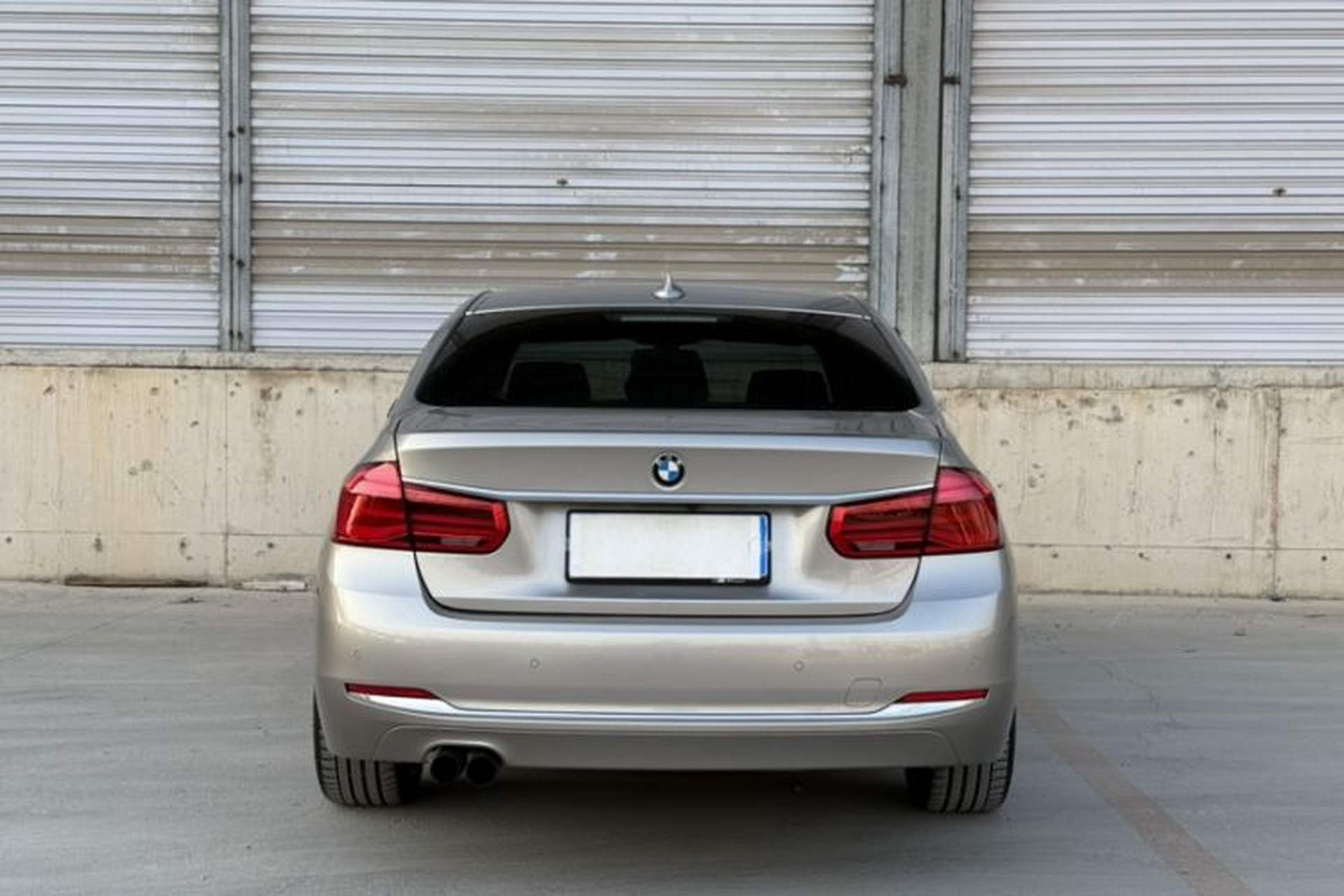 Used BMW 3 Series 2017 320Li Luxury Design Package Exterior 1