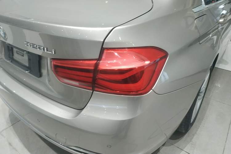 Used BMW 3 Series 2017 320Li Fashion Model Exterior 2