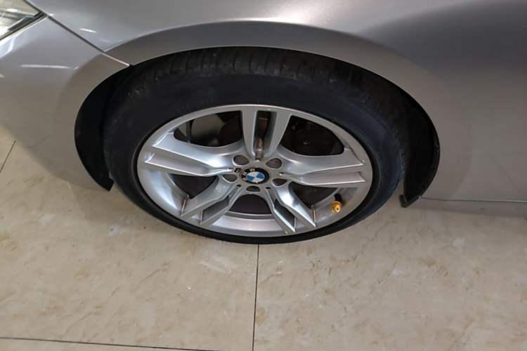 Used BMW 3 Series 2017 320i M Sport Exterior 4