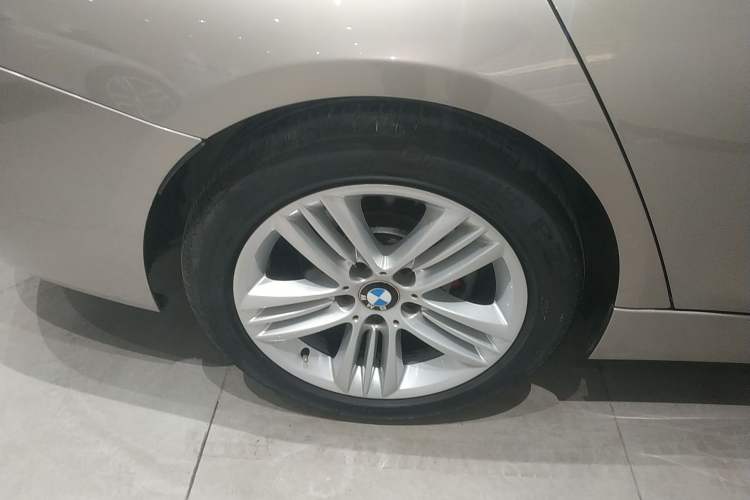 Used BMW 3 Series 2017 320Li Fashion Model Exterior 4